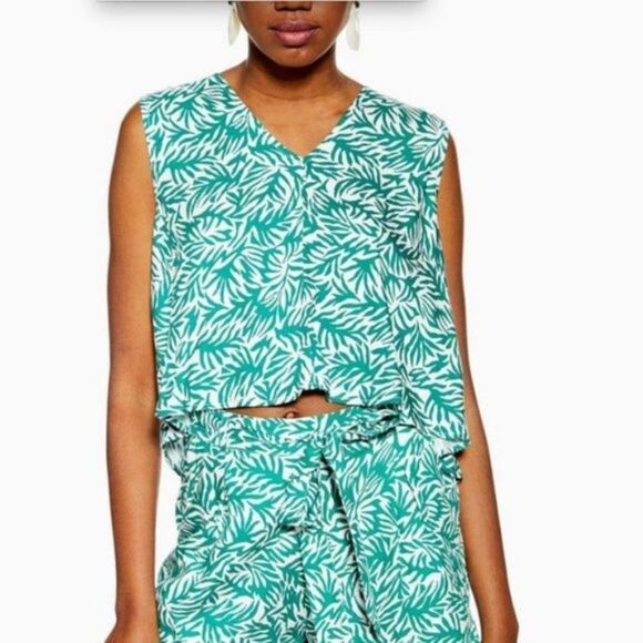 Topshop Green Tie Back printed Crop Top - Picture 1 of 7